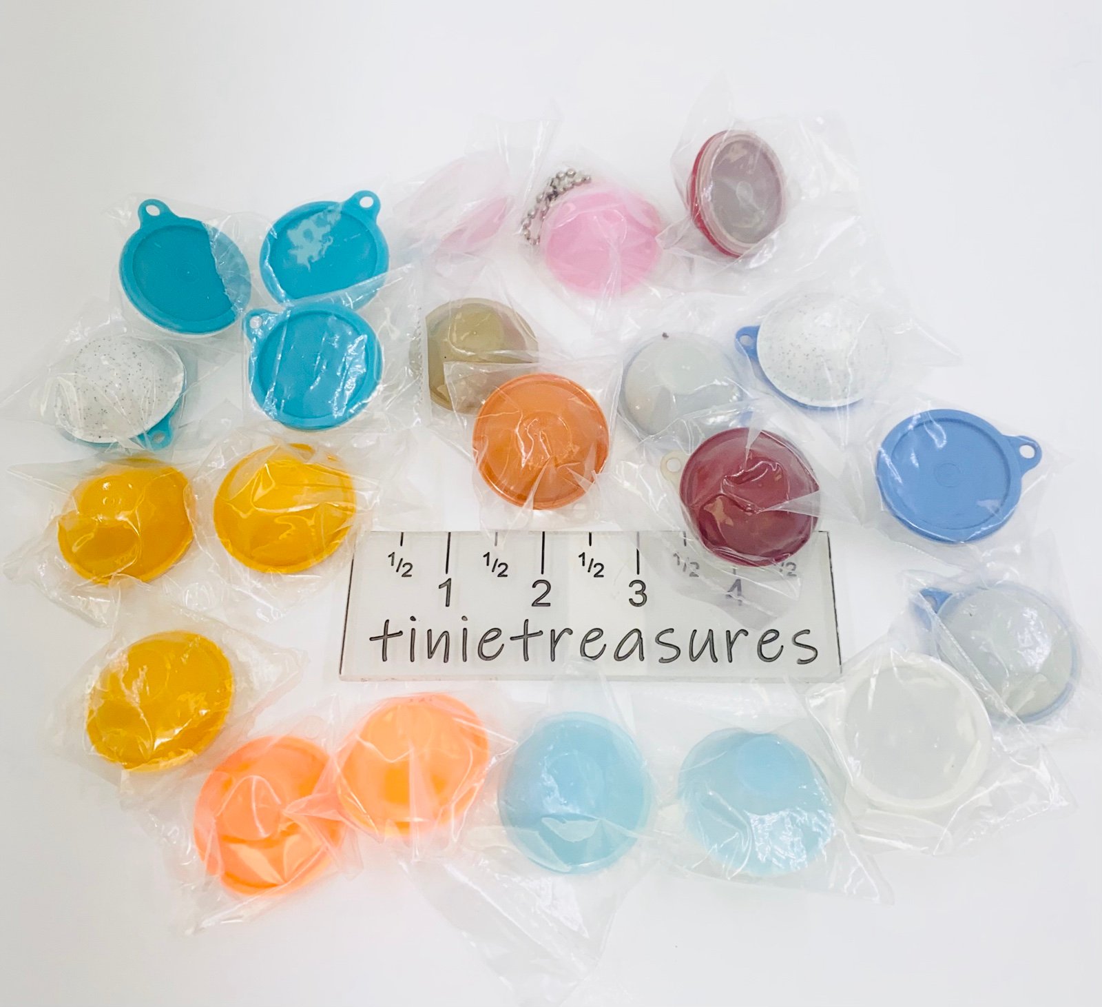Tupperware keychain Mini Wonderlier Bowl set of 22 Sealed tinietreasures