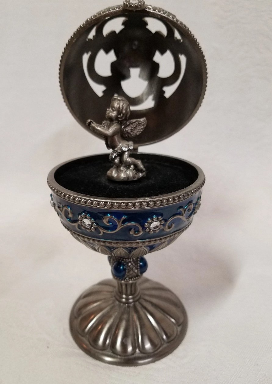 Jane Seymour St Catherine’s Court Musical Egg