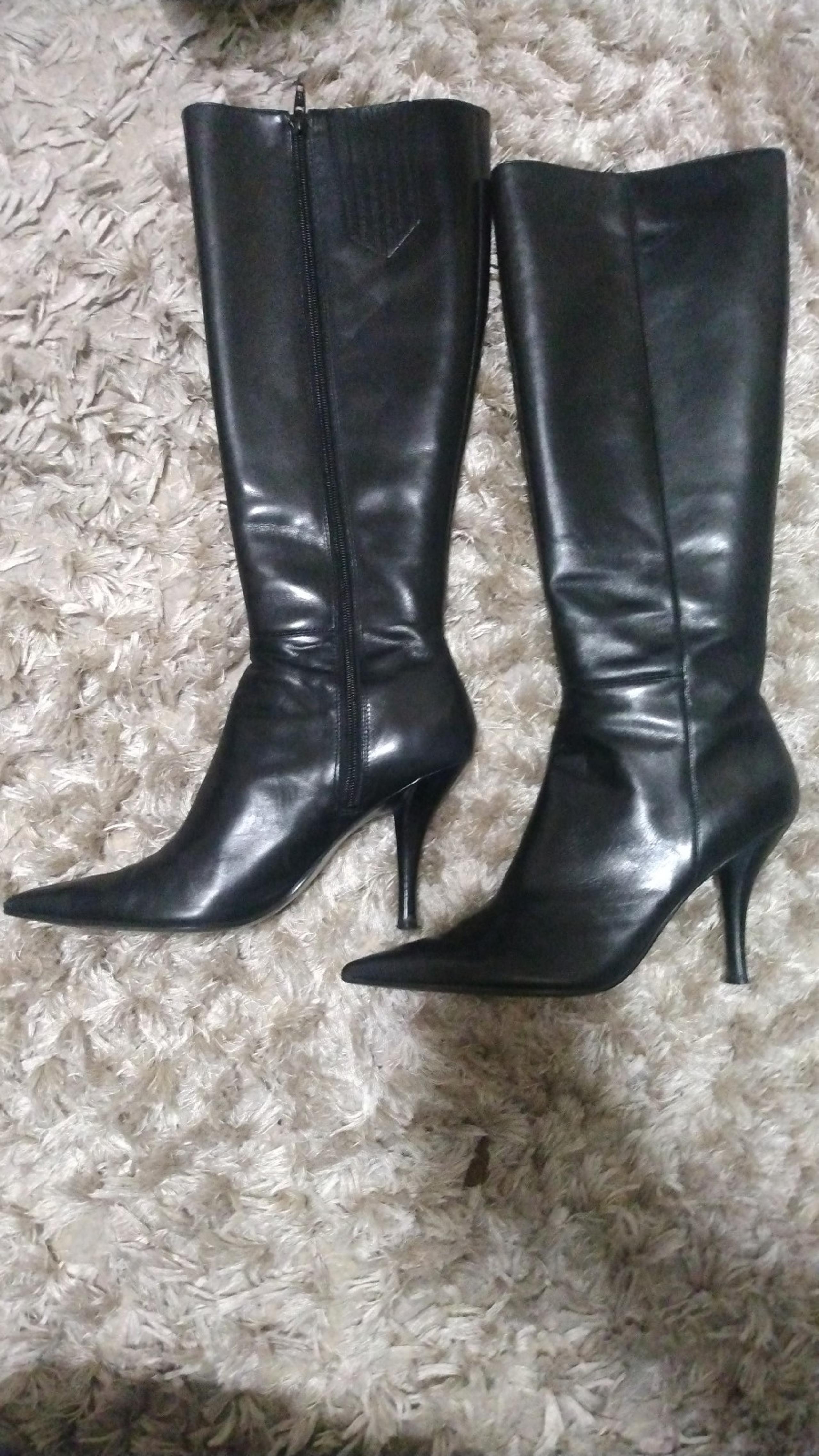 leather boots
