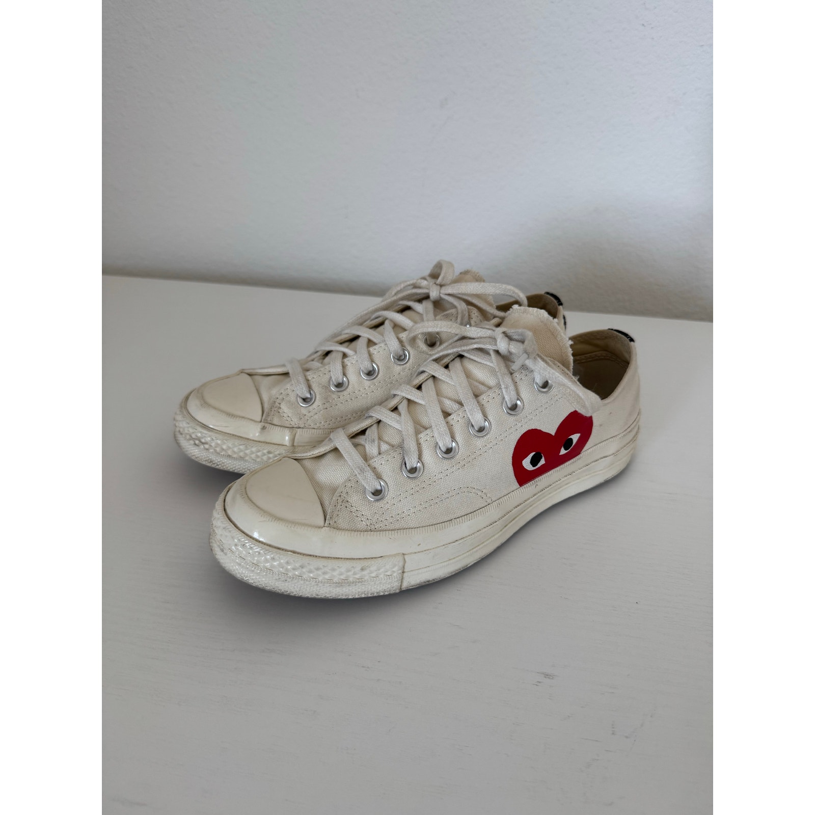 Converse Comme De Garçons Women’s White Low Sneakers Red Heart Size 8