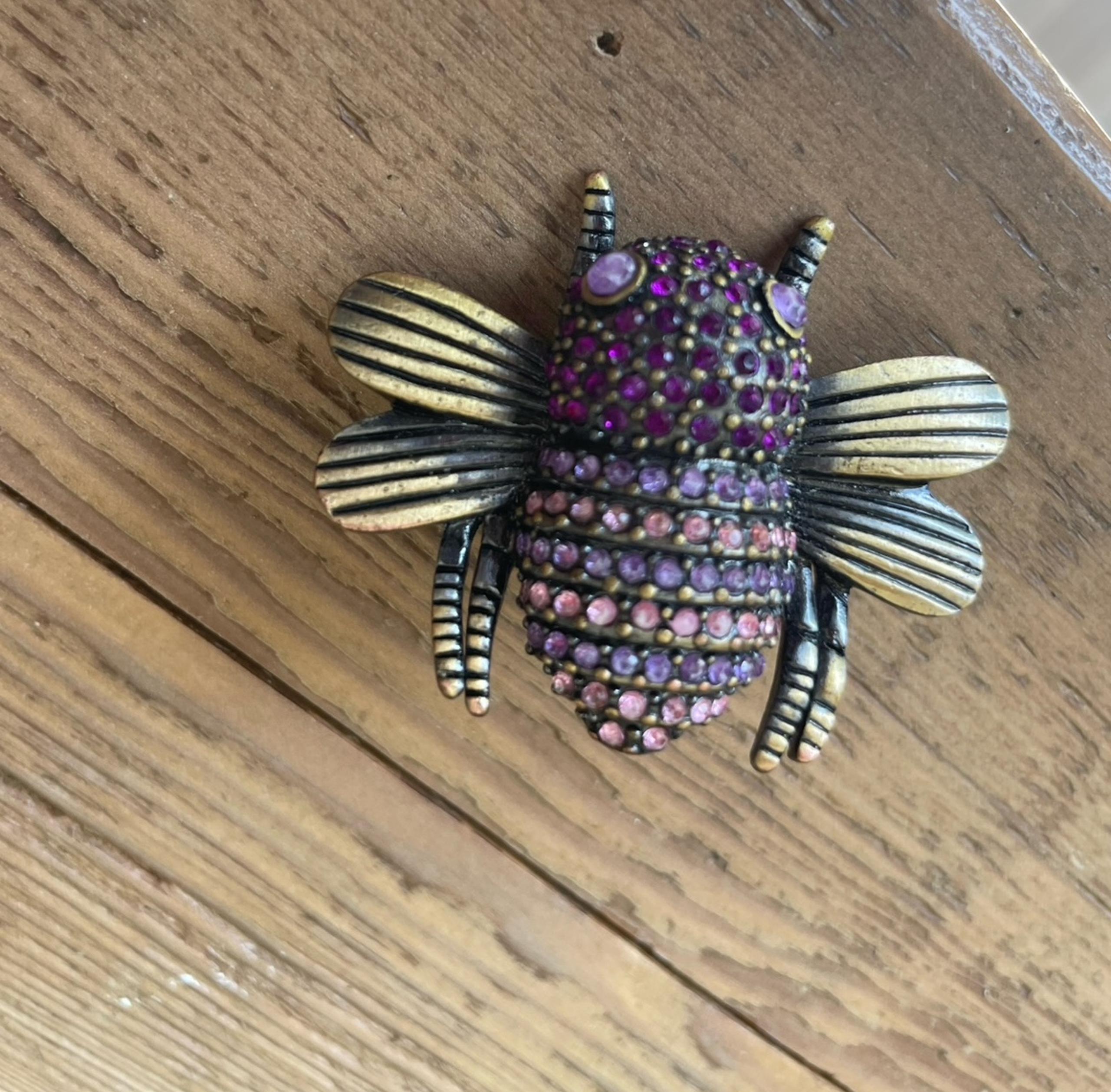 Purple rhinestone bumble bee brooch