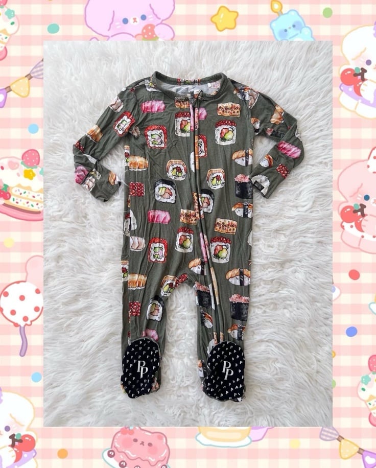 Posh peanut zipper footie sushi