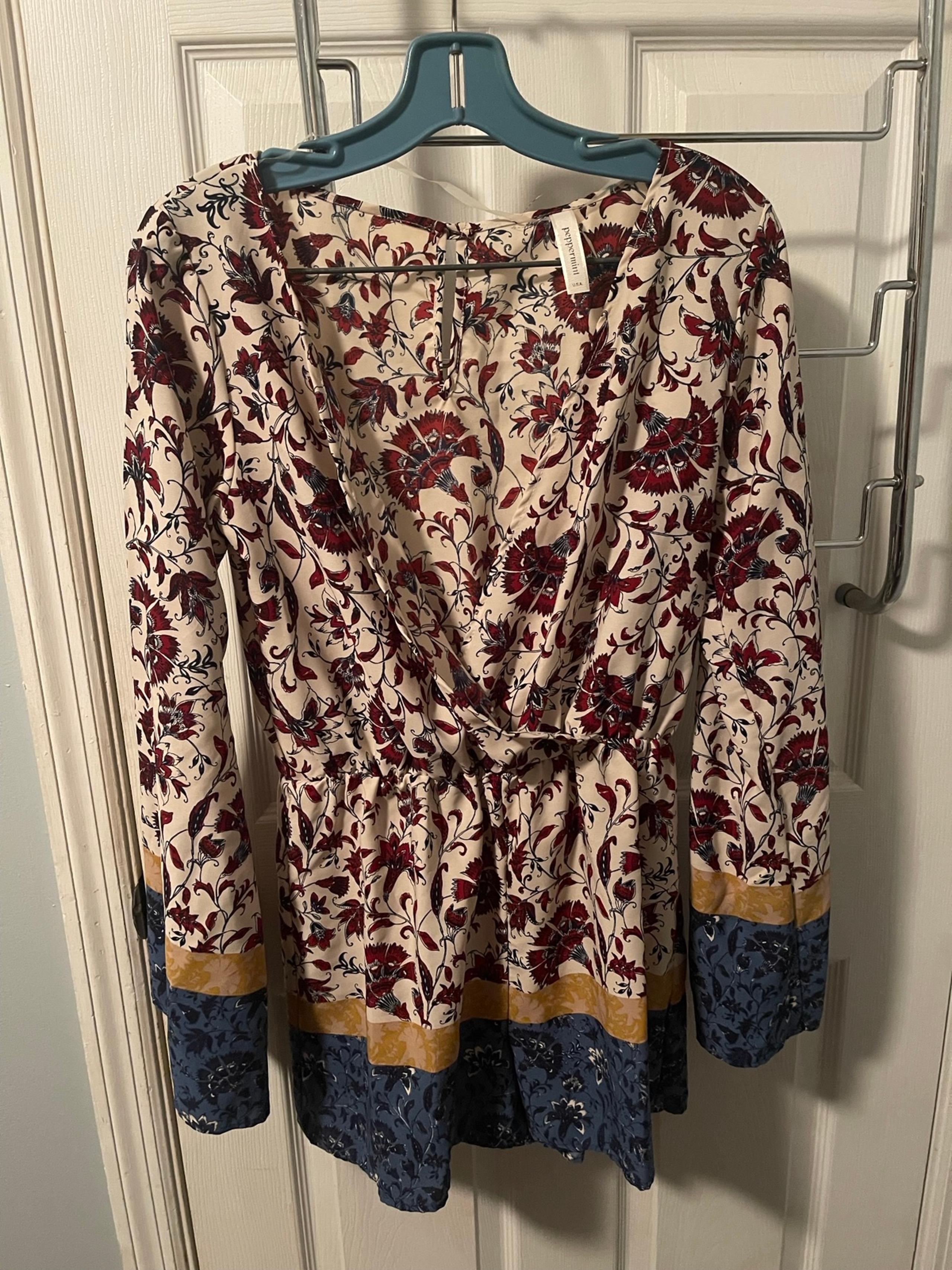 Floral long sleeve romper size L