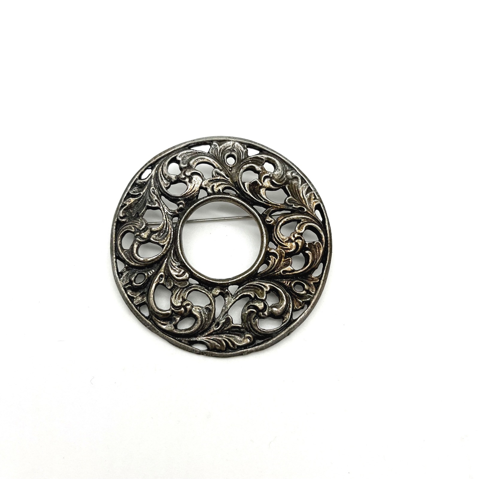 Havstad Tinn Norway Filigree Brooch Round Pin Floral Etched Pewter Silver Tone