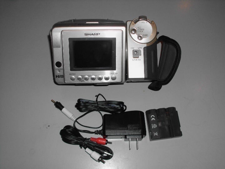 sharp viewcam vl-ah50u....hi-8 camcorder