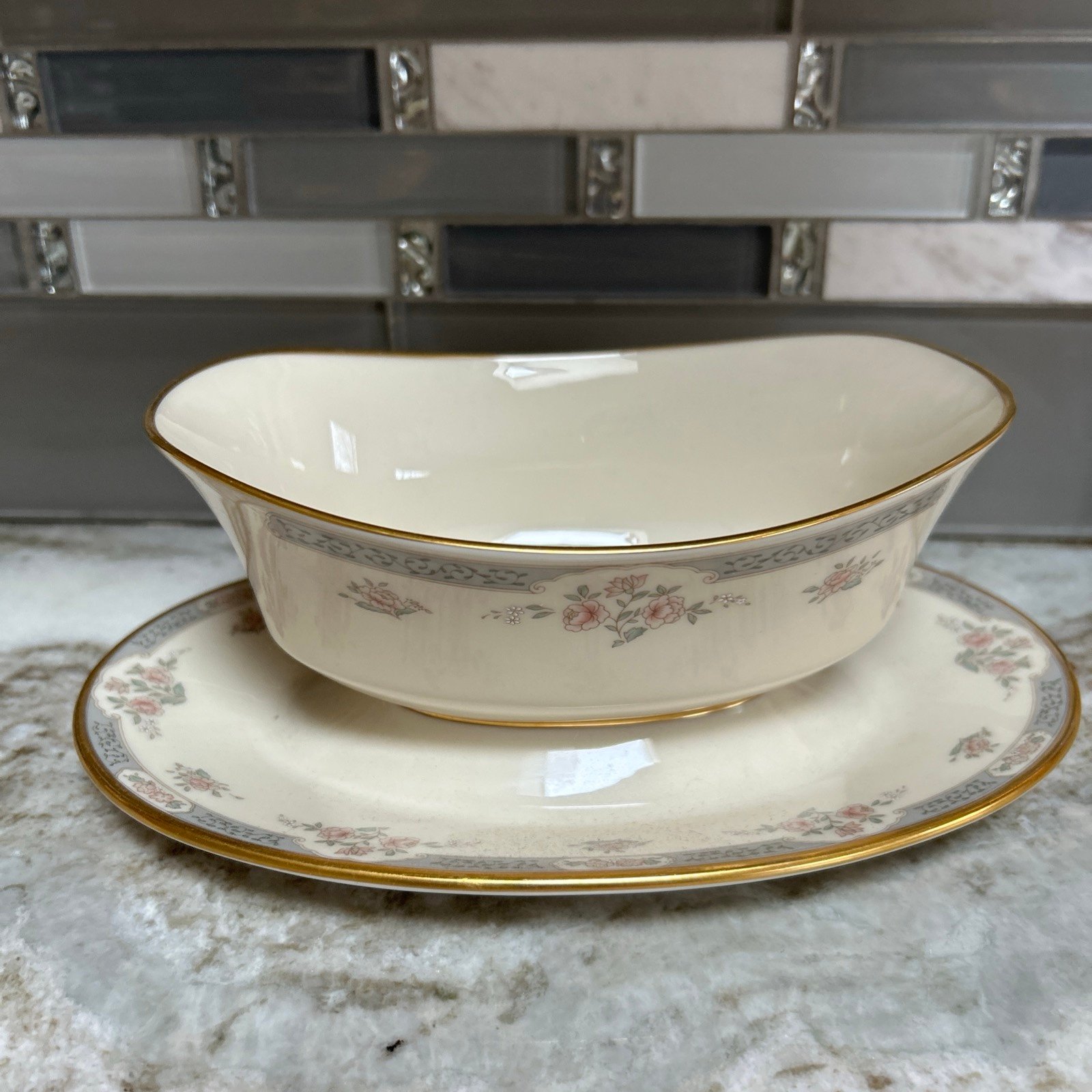 Vintage Lenox Usa Gravy Boat with attached Underplate Somerset Excellent.
