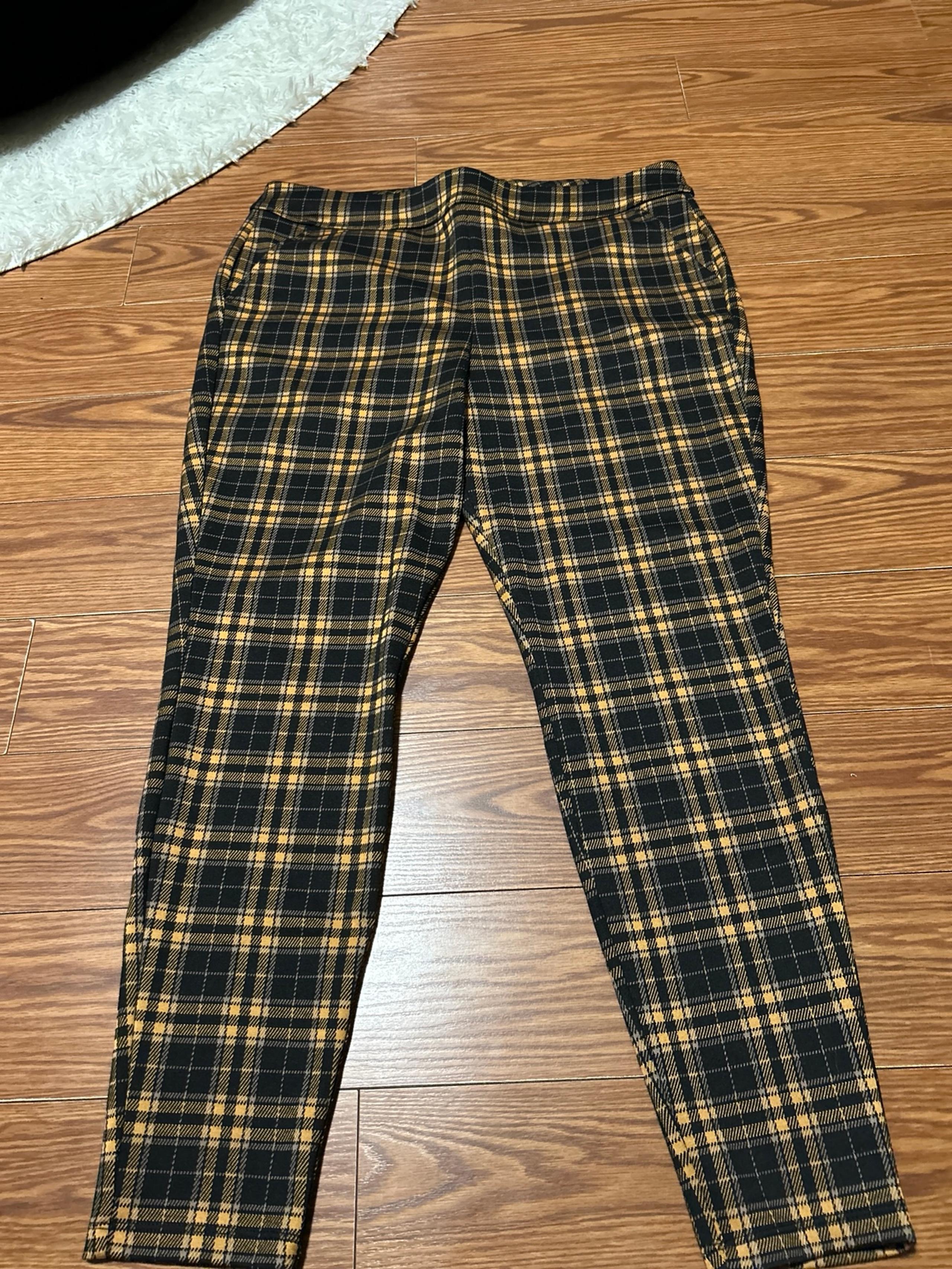 Like New Womens Pants