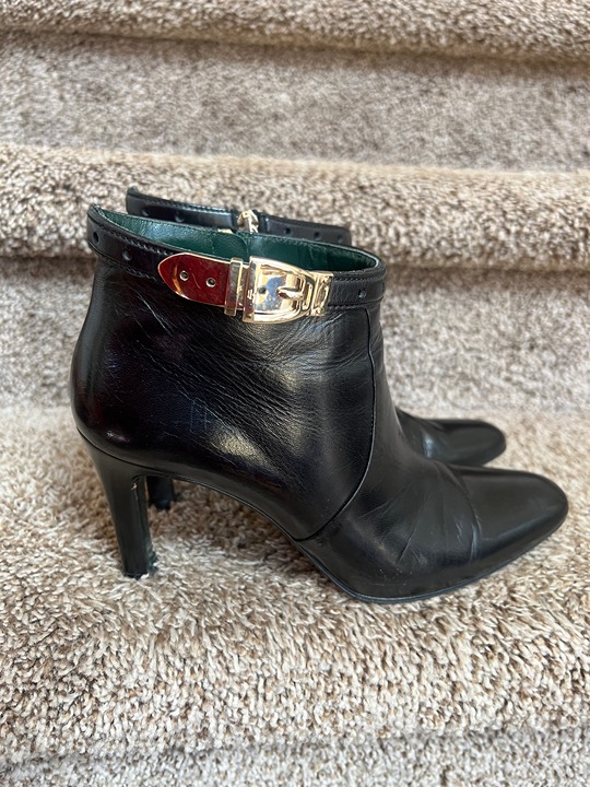 Gucci Women's Black Leather Ankle Boots
