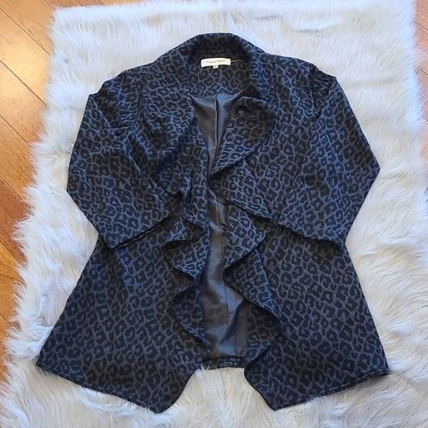 Calvin Klein womens gray and black animal print ruffled blazer size 8