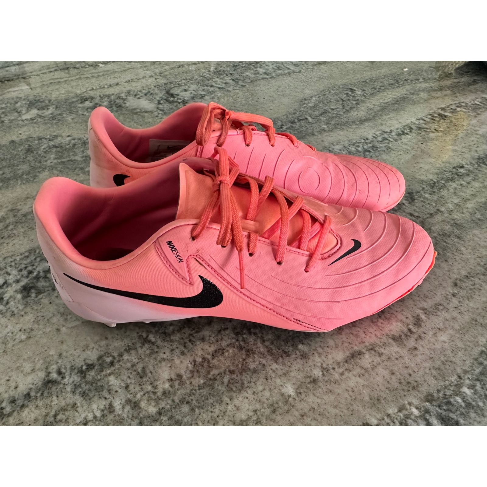 Nike Phantom GX Soccer Cleats NIKESKIN Pink Low Top Shoes Size 7