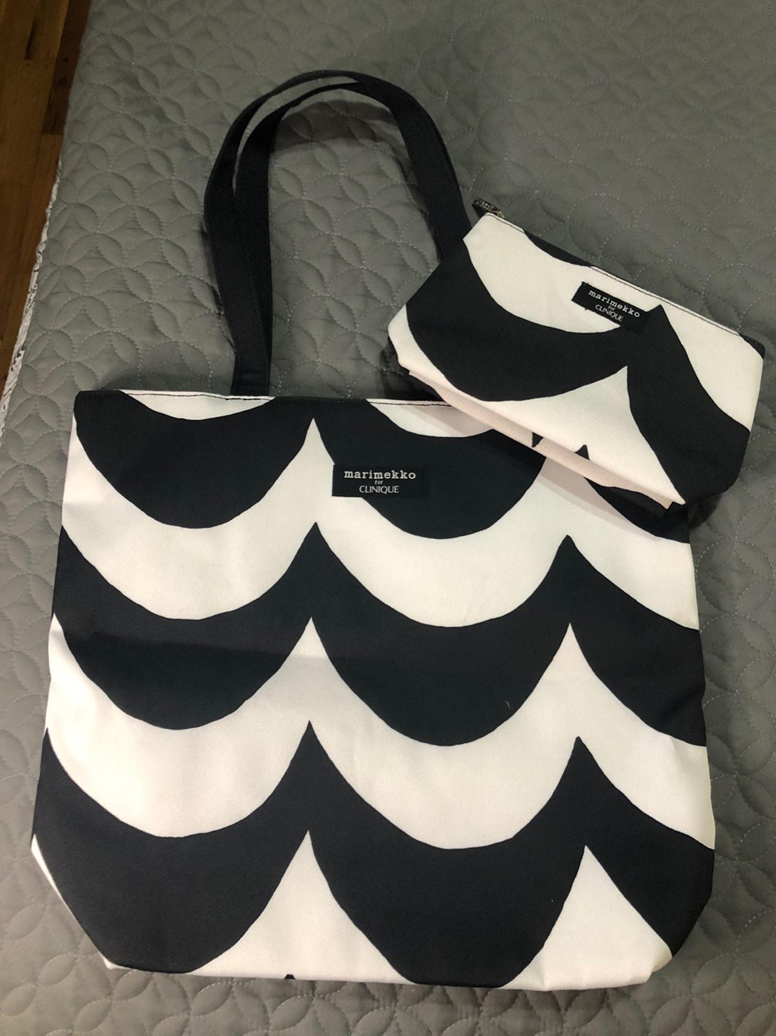 Clinique tote bag set