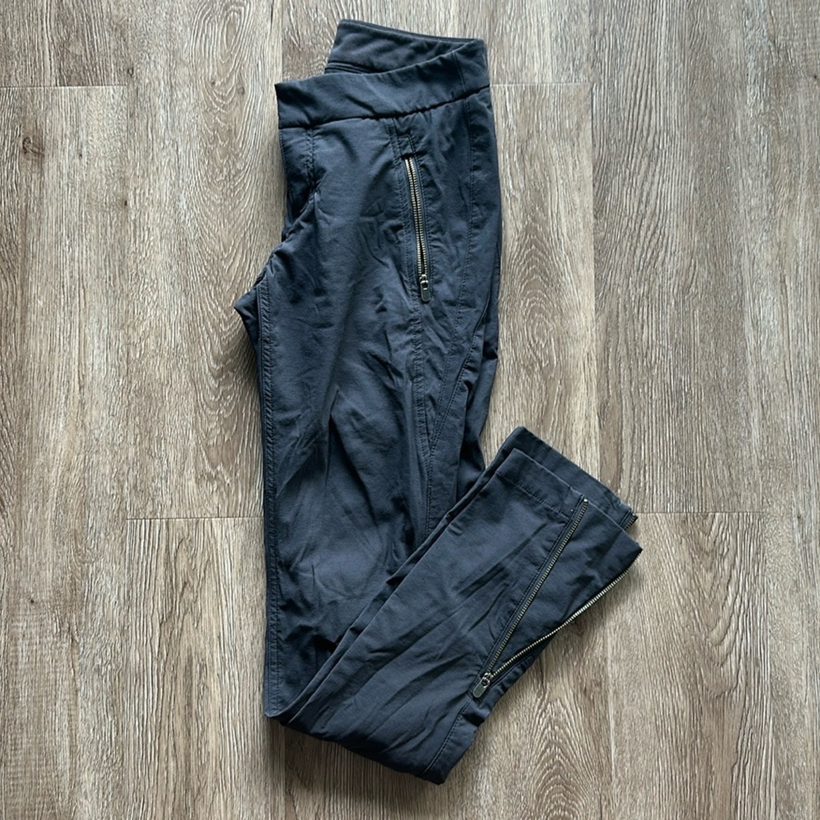 Athleta Wander Skinny Ankle Zip Pants