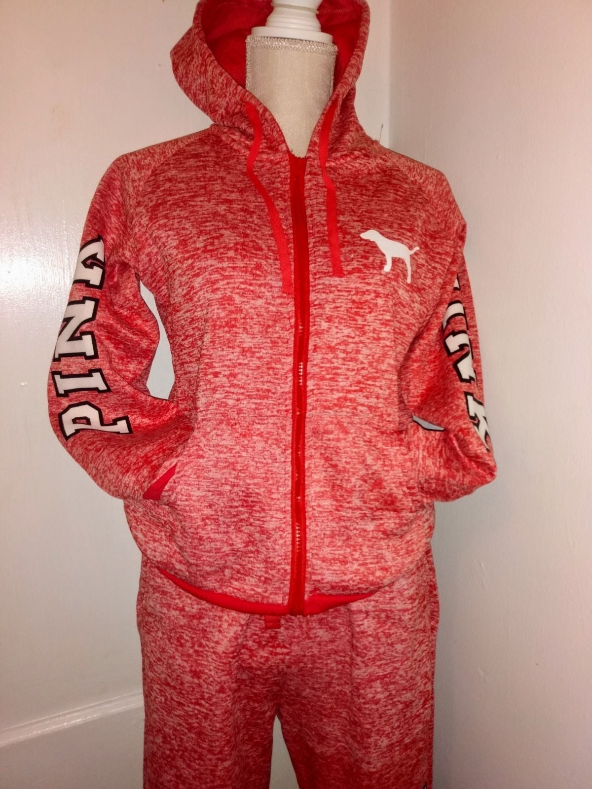 Victoria's Secret NWT Sweat Suit Ladies