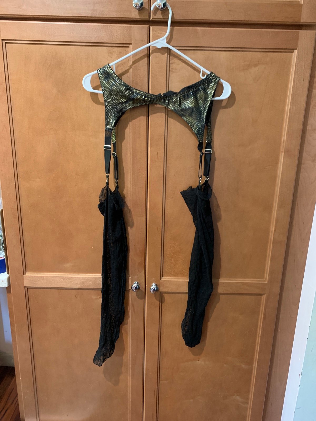 Vtg Women’s suspenders waist 12 inches w/ stockings rave like