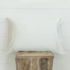 100% Pure Mulberry Silk Pillowcase w/ Travel Bag in WHITE (King Size)