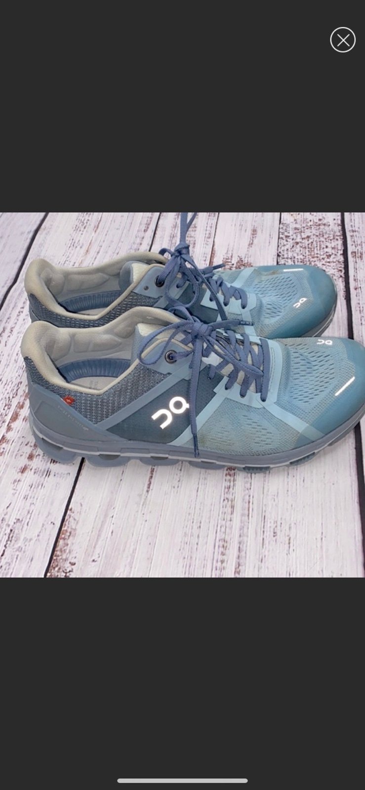 On Cloud blue running shoes size 9 Needs a wash; some dirt spots