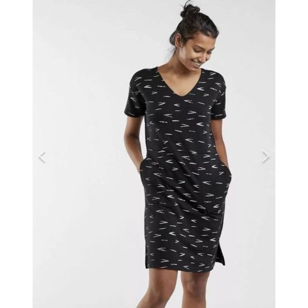 Title Nine Deep Pockets Dress Sandpiper Black Stretchy Comfort Women SZ L #2350
