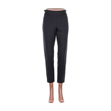 Gallery Cropped LG Black