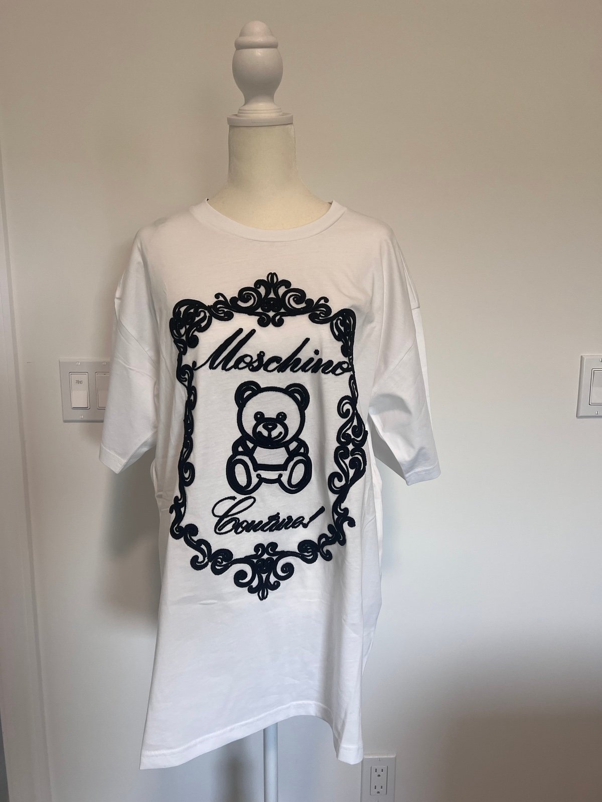 Moschino t shirt