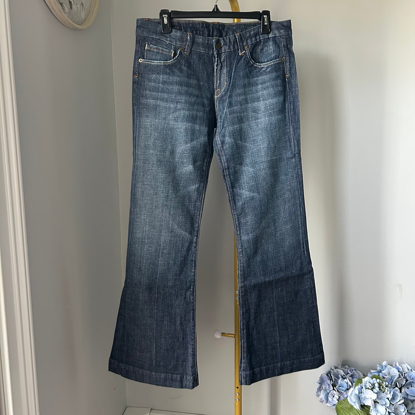 Citizen of Humanity Women’s Kate #066 stretch low waist full leg denim size 31