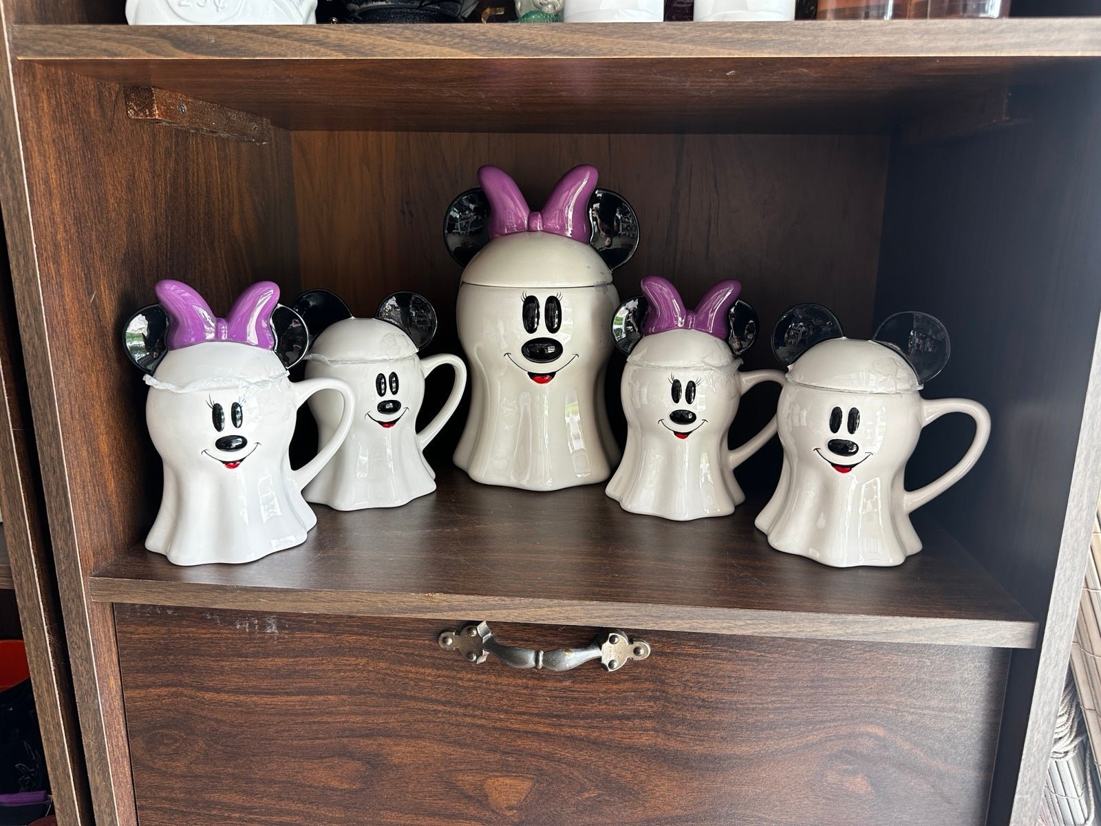 Halloween ghost Mickey Mouse Minnie Mouse disney decor