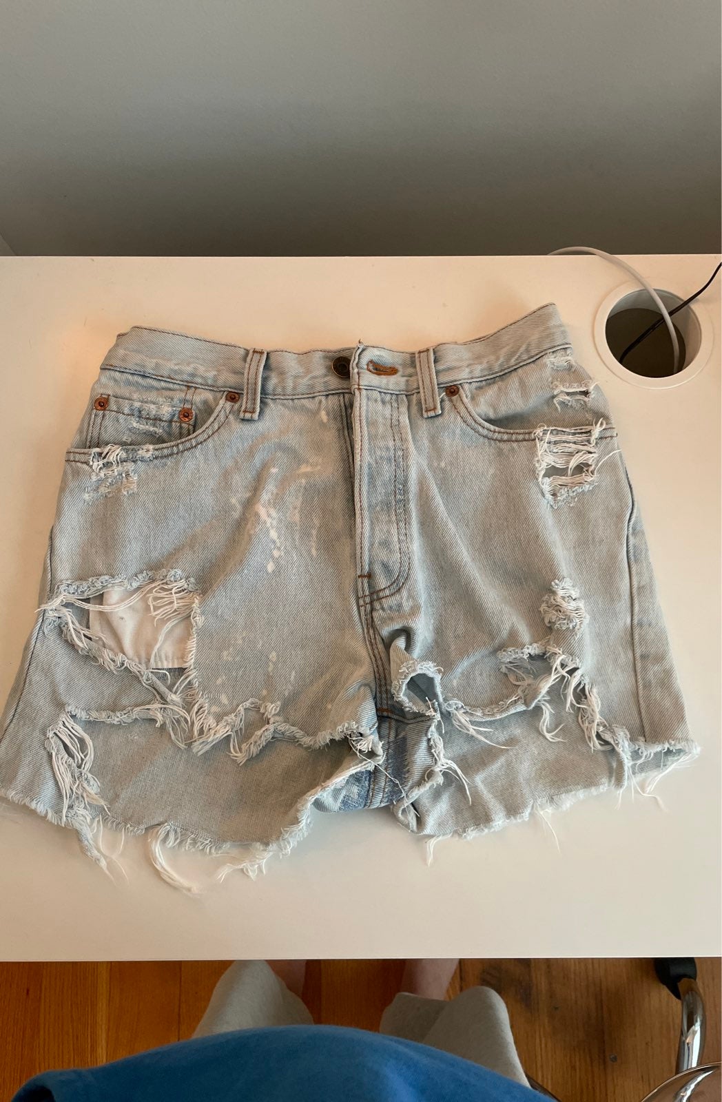 Vinatge Light Wash Levi High Waisted Shorts
