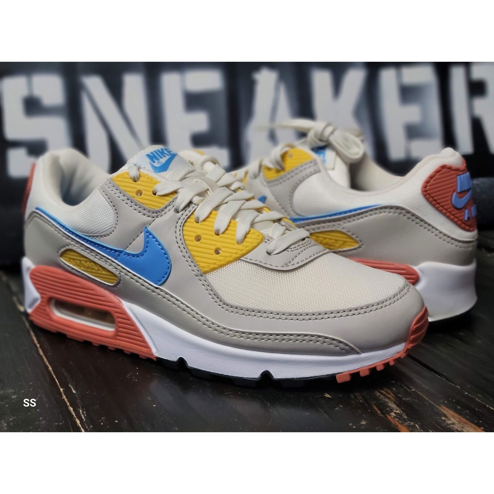 Nike Air Max 90 Summit White/Blue Running Shoes DJ9991-100 Women 7.5