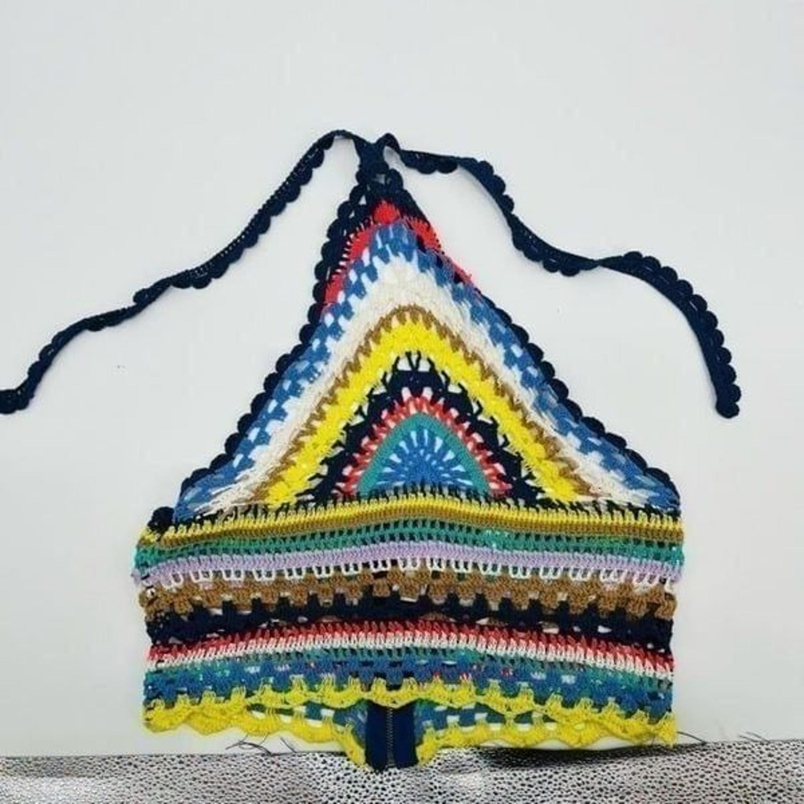 Alice + Olivia Halter Top Womens Size Small Multicolor Crochet Knit Cropped