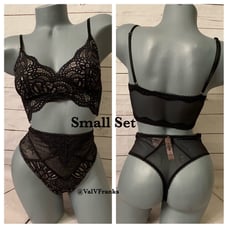 Victoria Secret Small Bralette Set