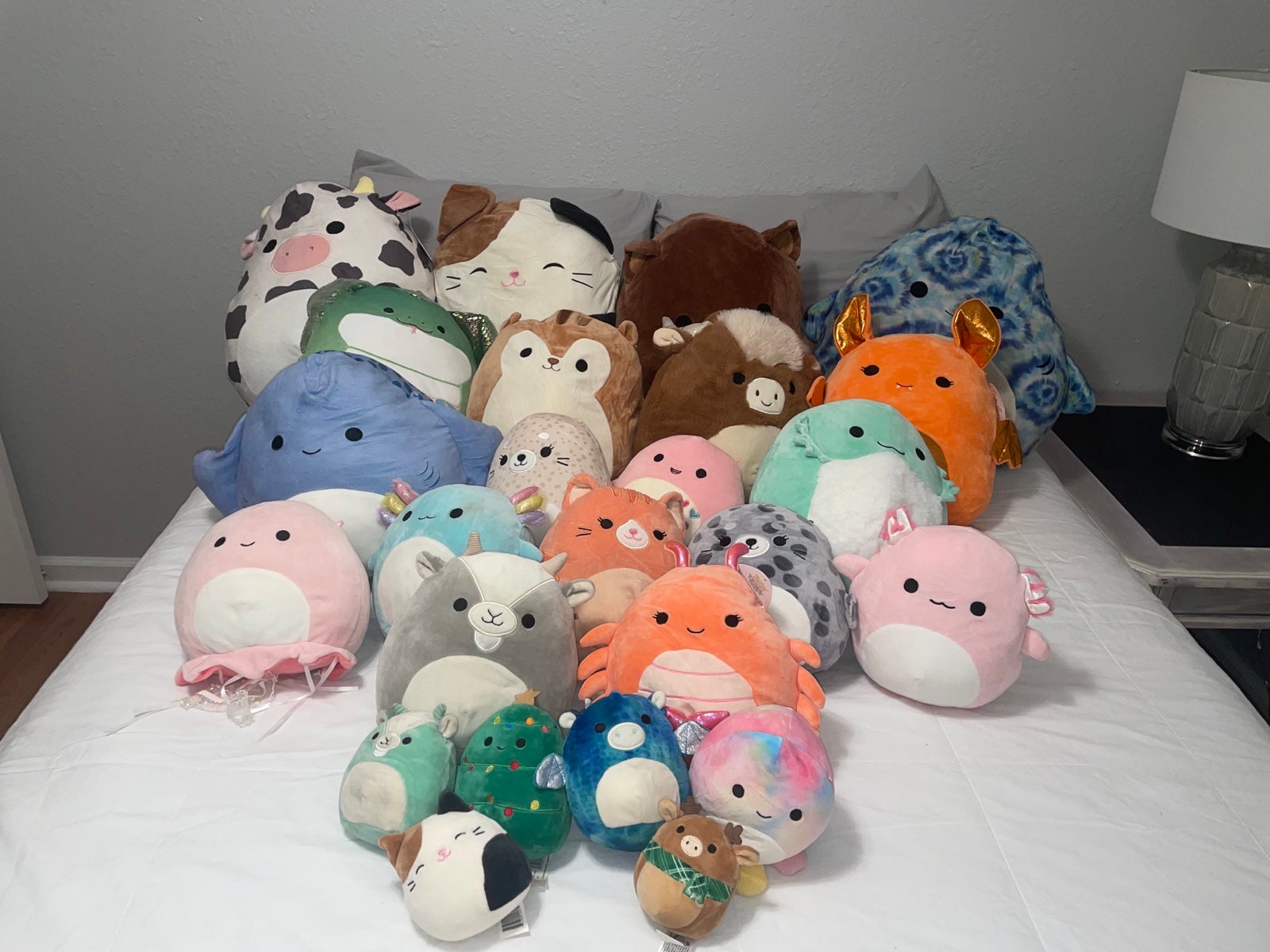 HUGE Squishmallow Bundle (WILL MAKE SMALLER BUNDLES)