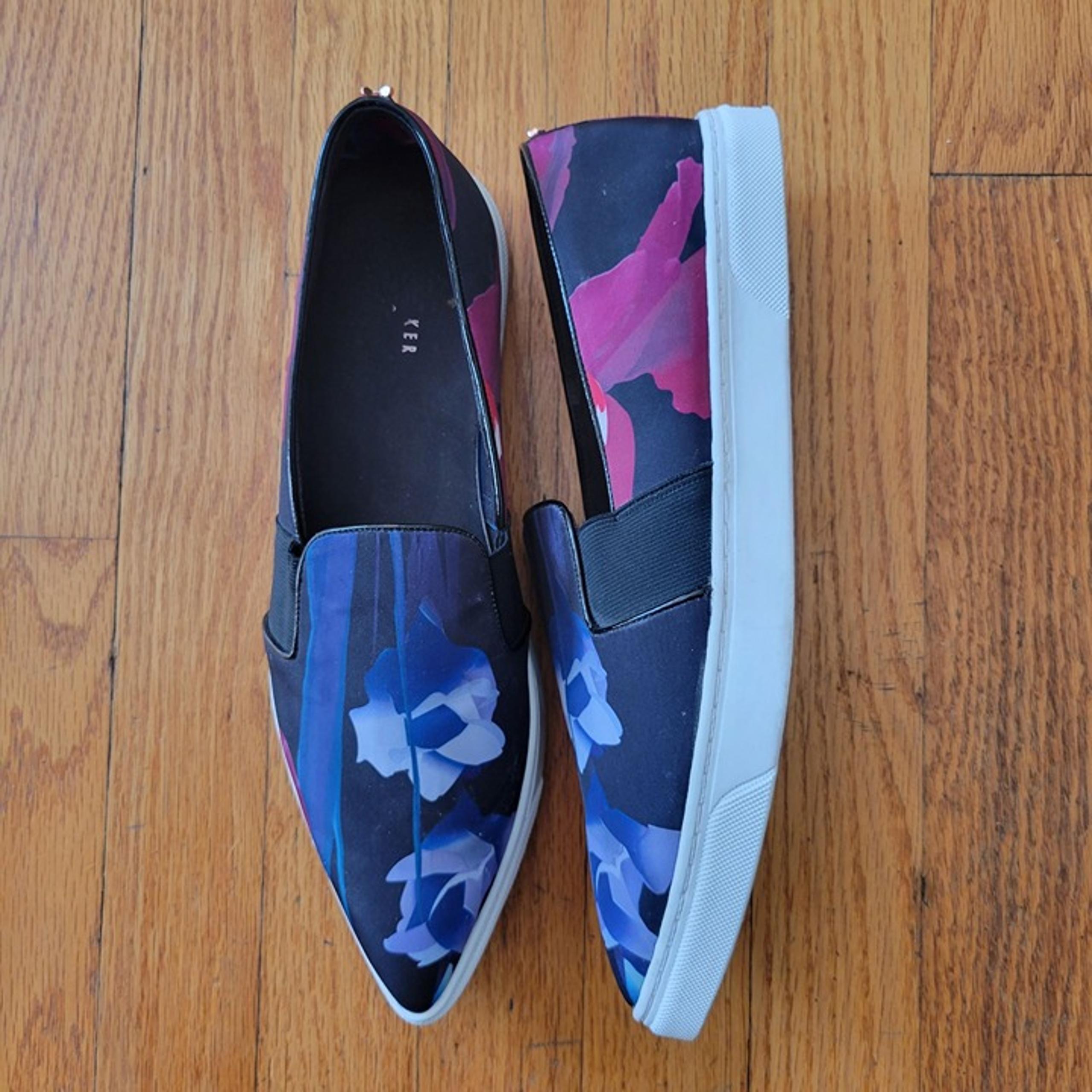 Ted Baker EU41 Floral Pointed Toe Loafers Slip On Shoes UK8