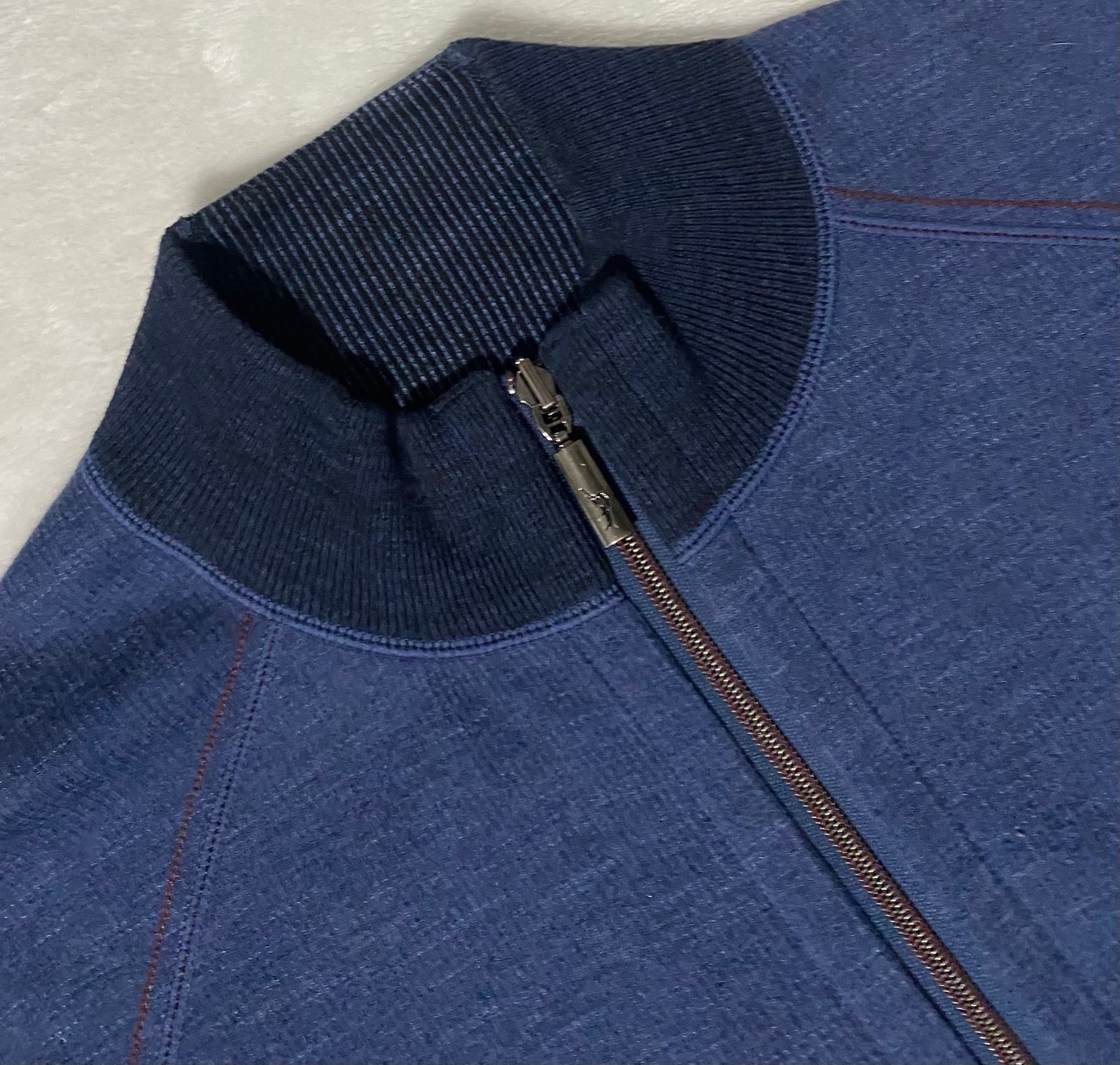 TOMMY BAHAMA Full Zip Sweater.