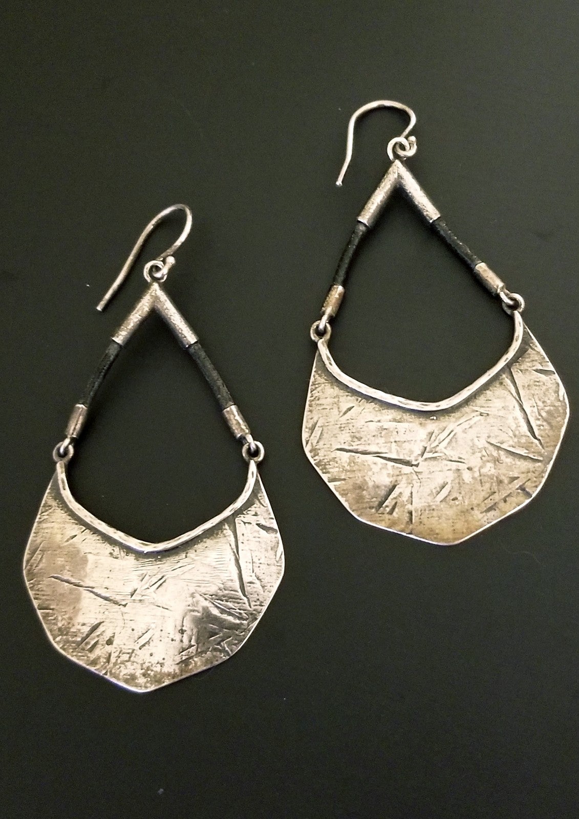 Silpada Badge of Beauty Earrings