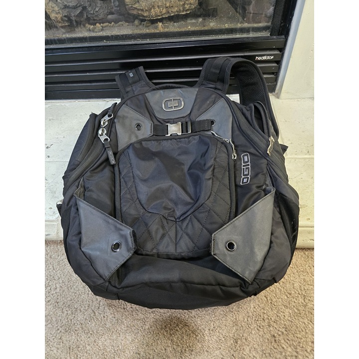 Dko3232 Ogio Bookbag Black Organizer Pocket Used Read