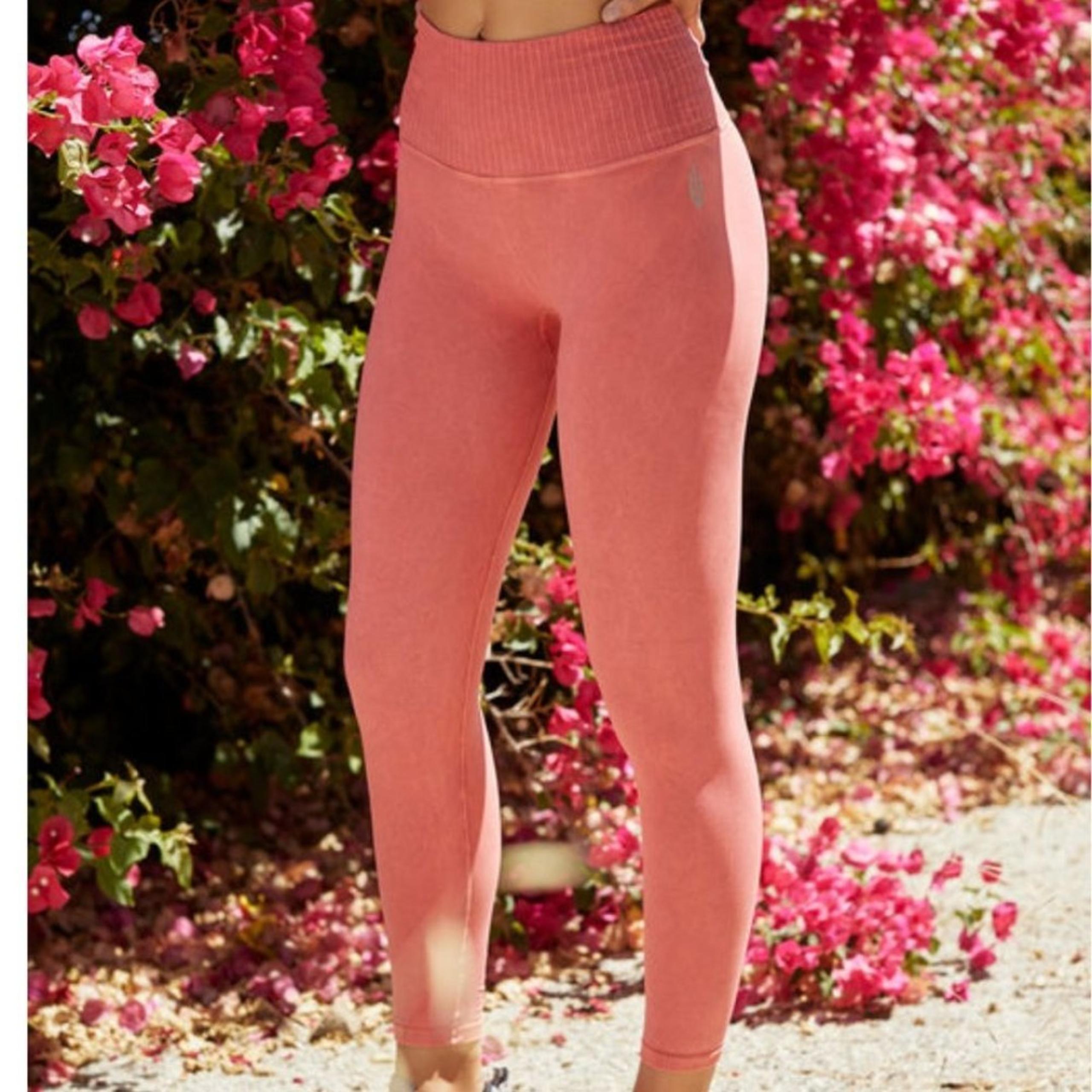 Free People Movement Good Karma Legging Ribbed Pink M/L