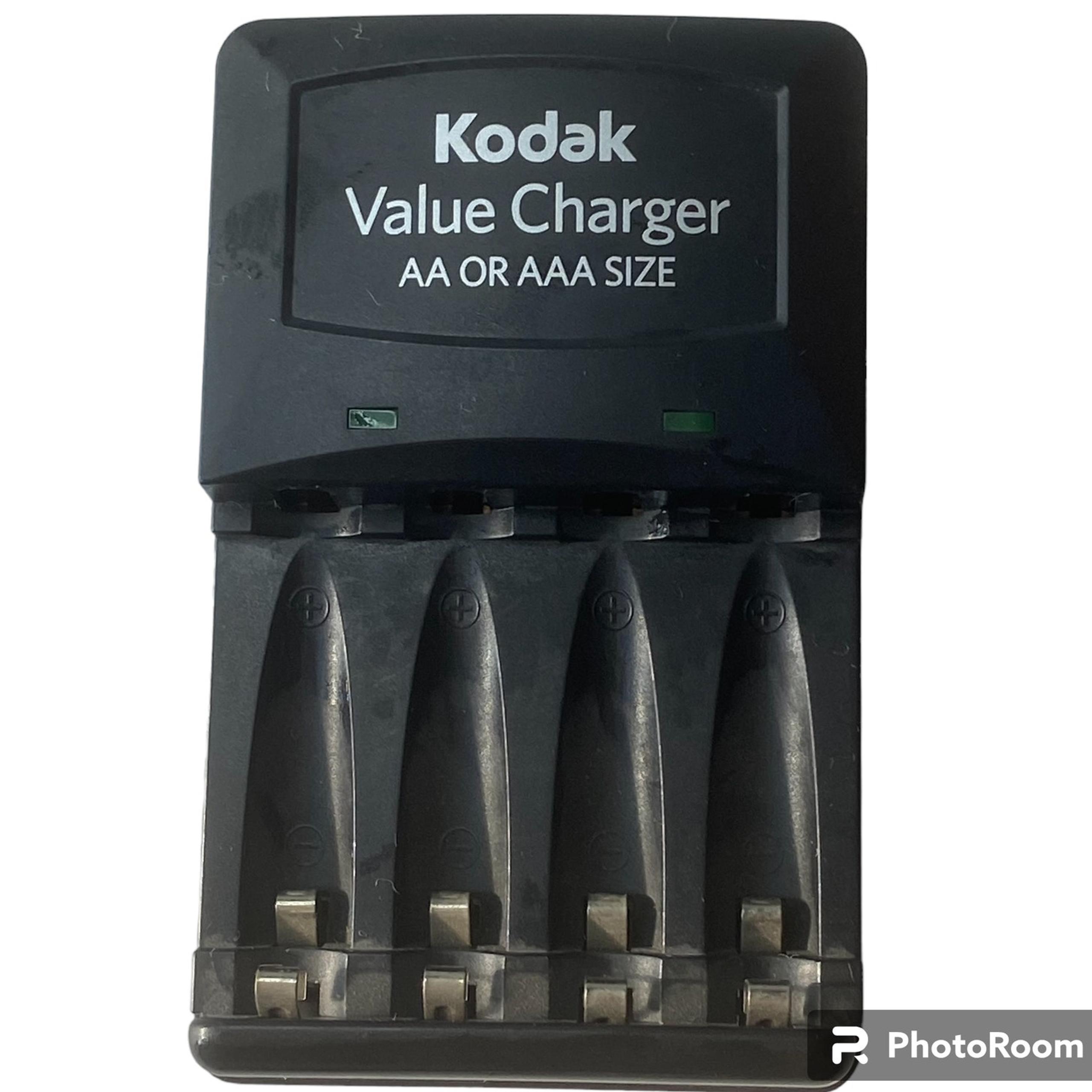 Kodak Value Charger K620 Folding Plug AA or AAA NiMH Rechargeable Only