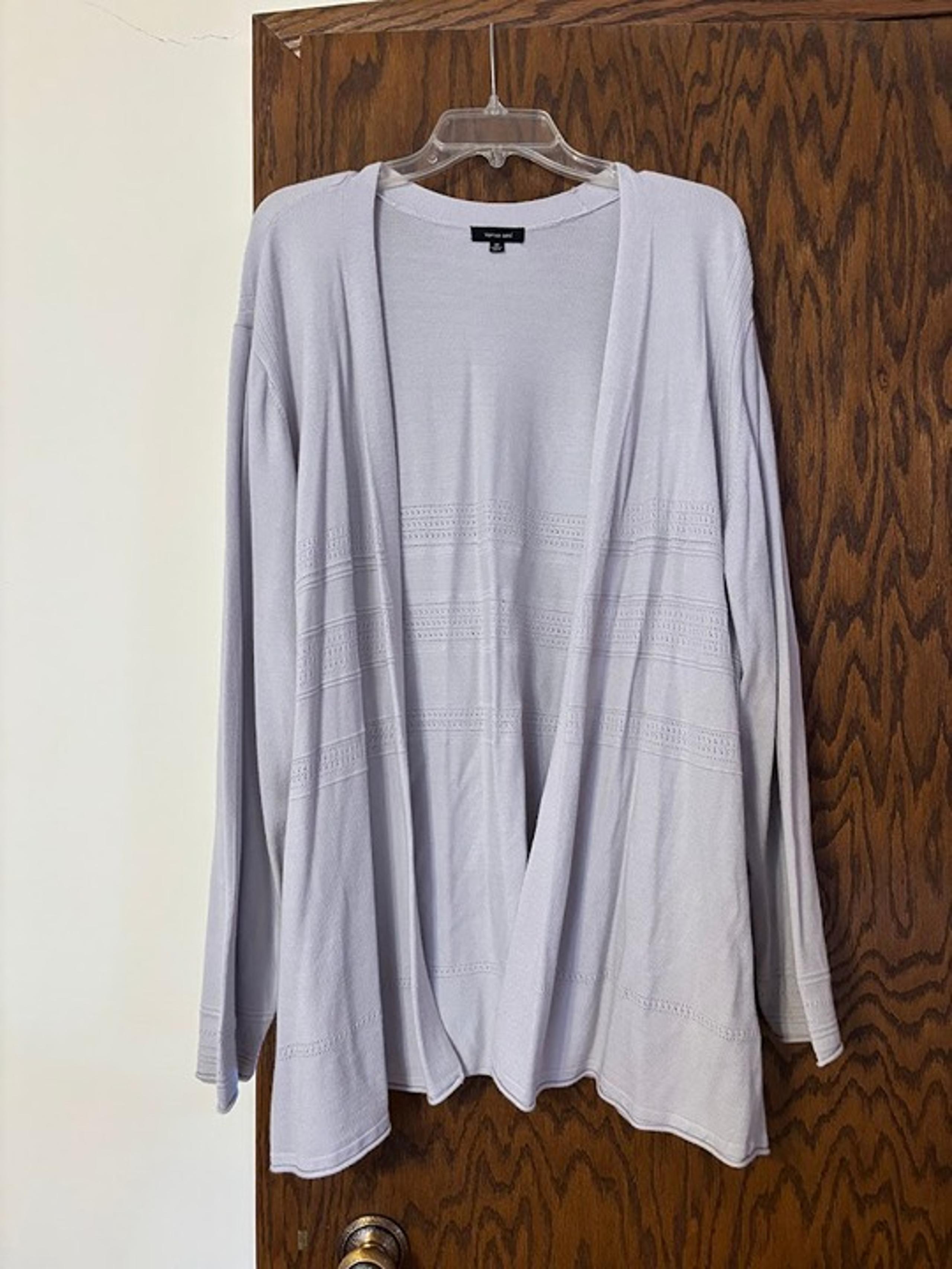 Beautiful Verve Ami Grey Cardigan 3x with Long Sleeves
