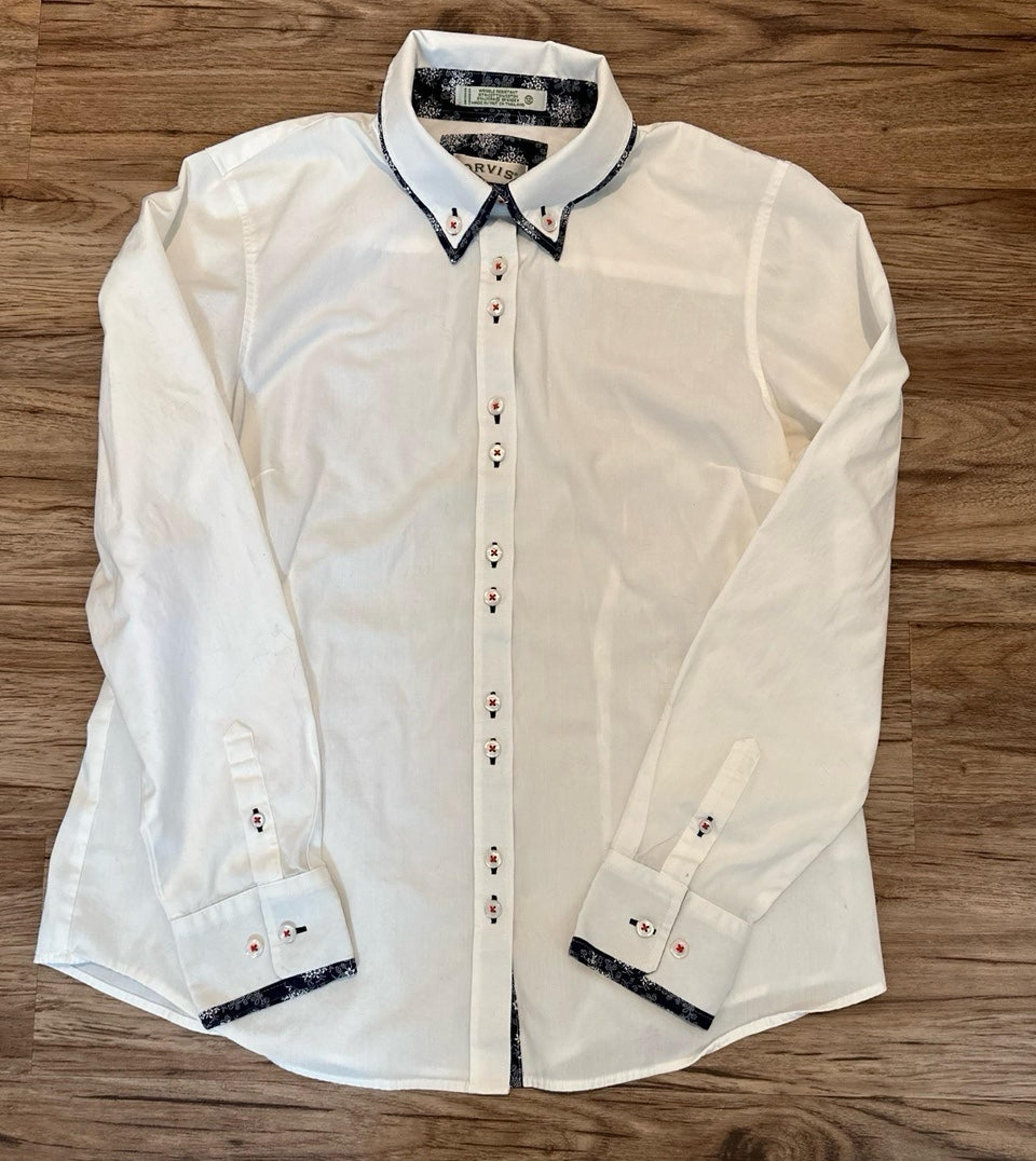 Women’s Orvis fitted long sleeve blouse size 12