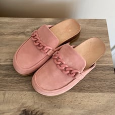 Vionic Women’s Pink Vintage Rose Suede Georgie Mules Slip On Chain Size 7