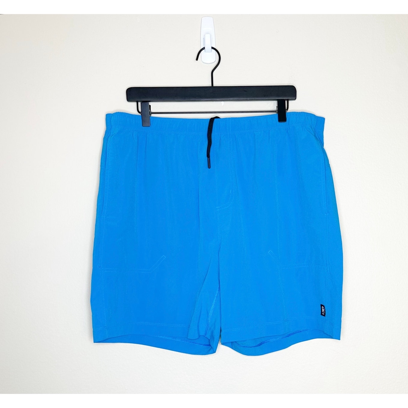 Rhone 7 Essentials Training Shorts Mens XL Blue Drawstring Unlined Gym Outdoor