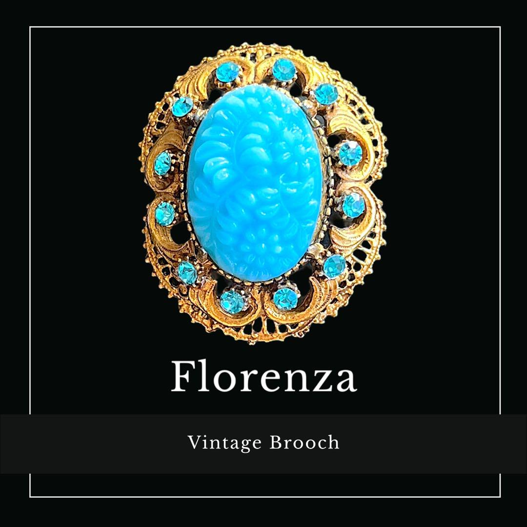 Rare stone ☆ Florenza ☆ blue color ☆ flower cabochon ☆ brooch