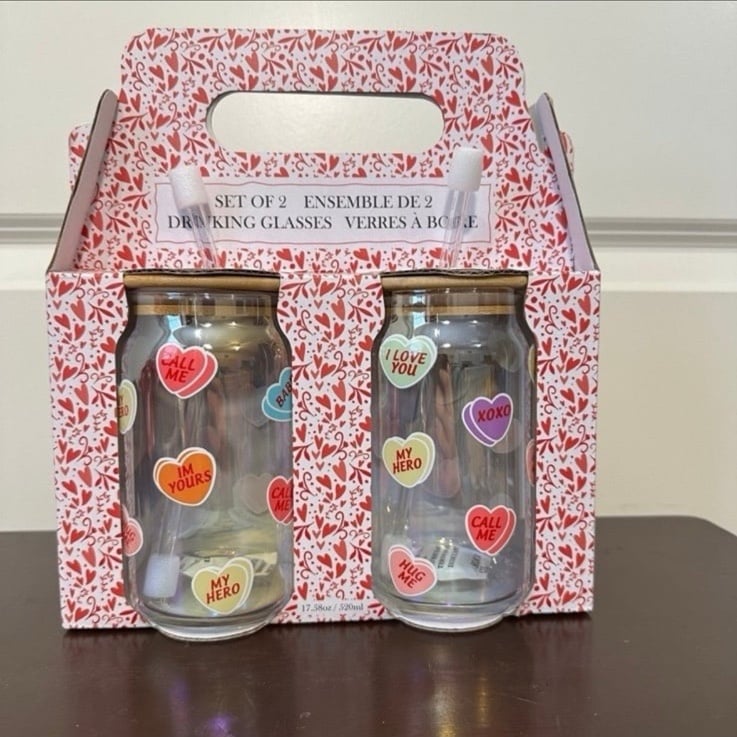 Valentine iridescent Glass Heart Tumblers with Straws