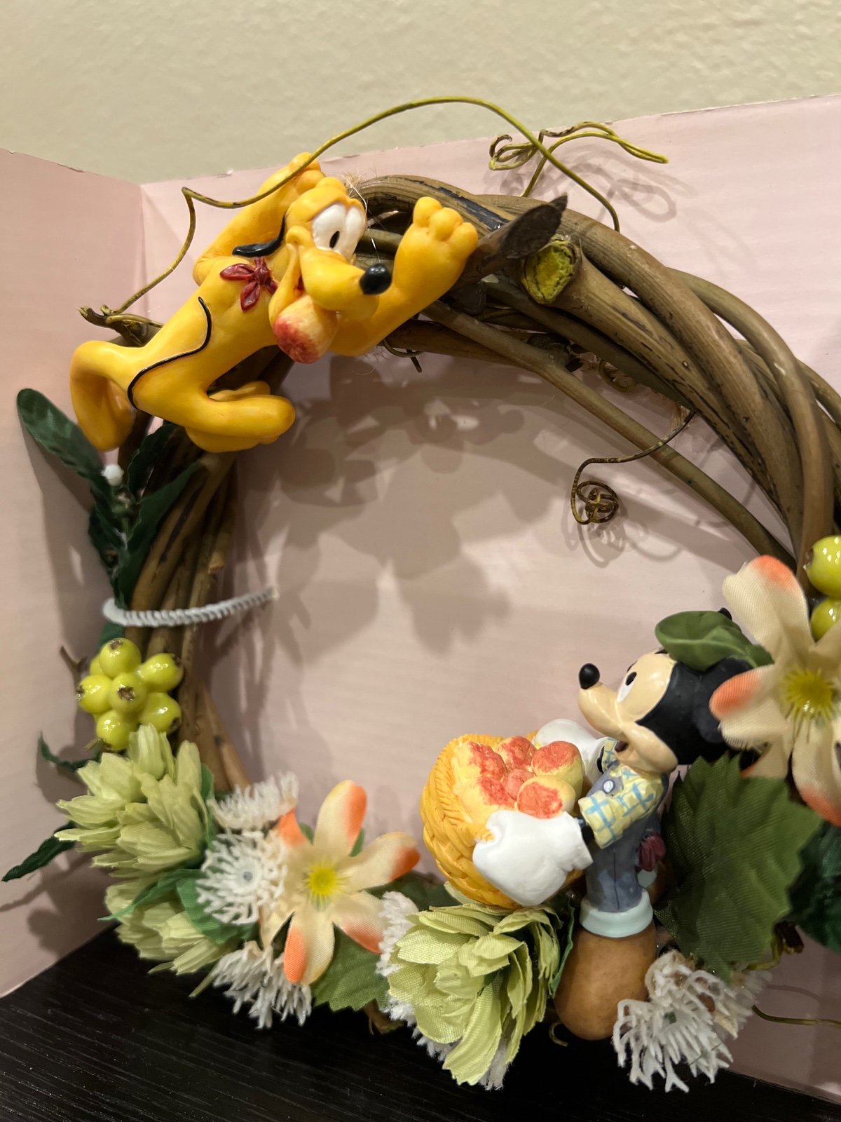 Disney Mickey & Pluto Mini Wreath