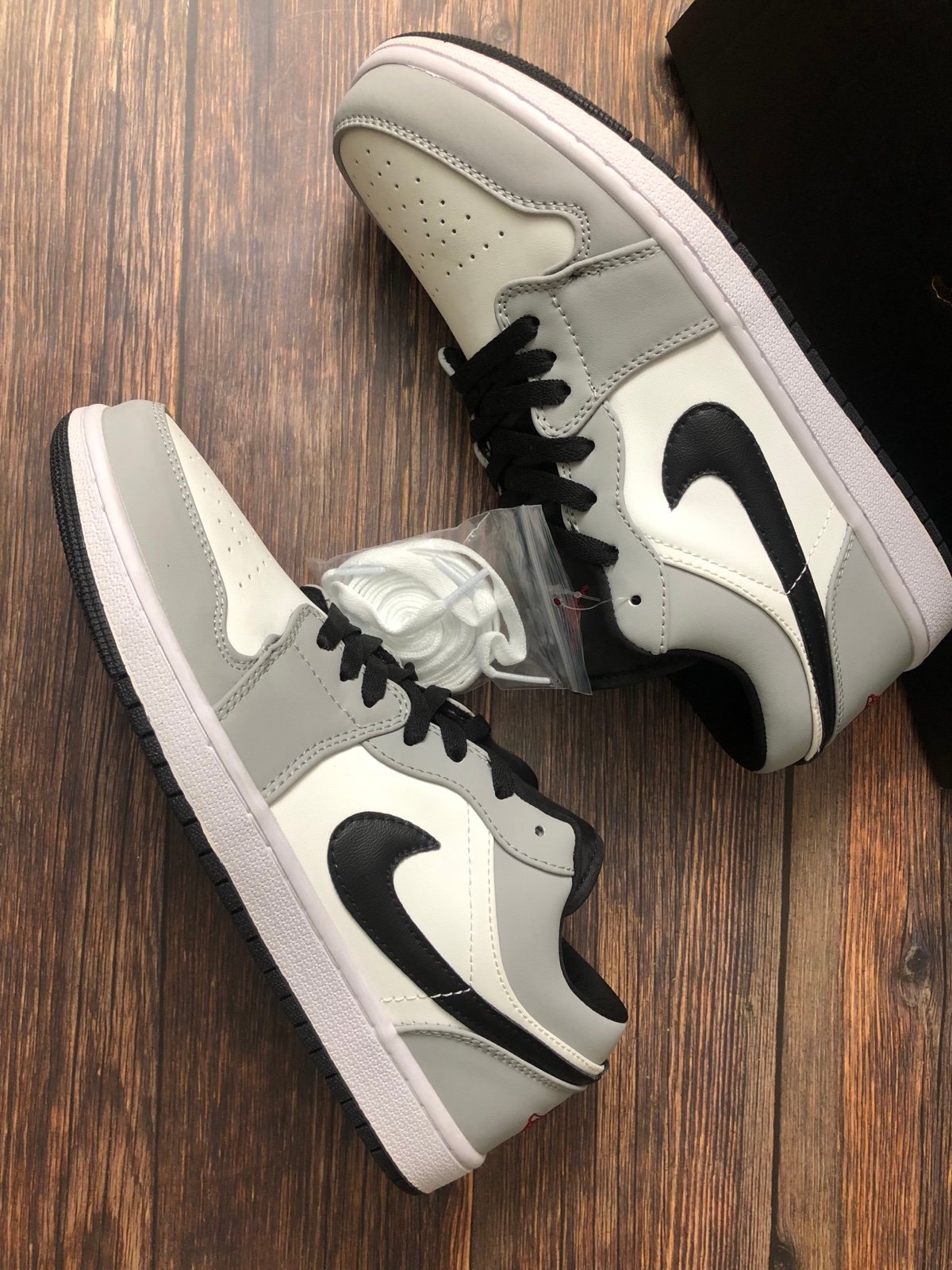 Jordan 1s size 11 men