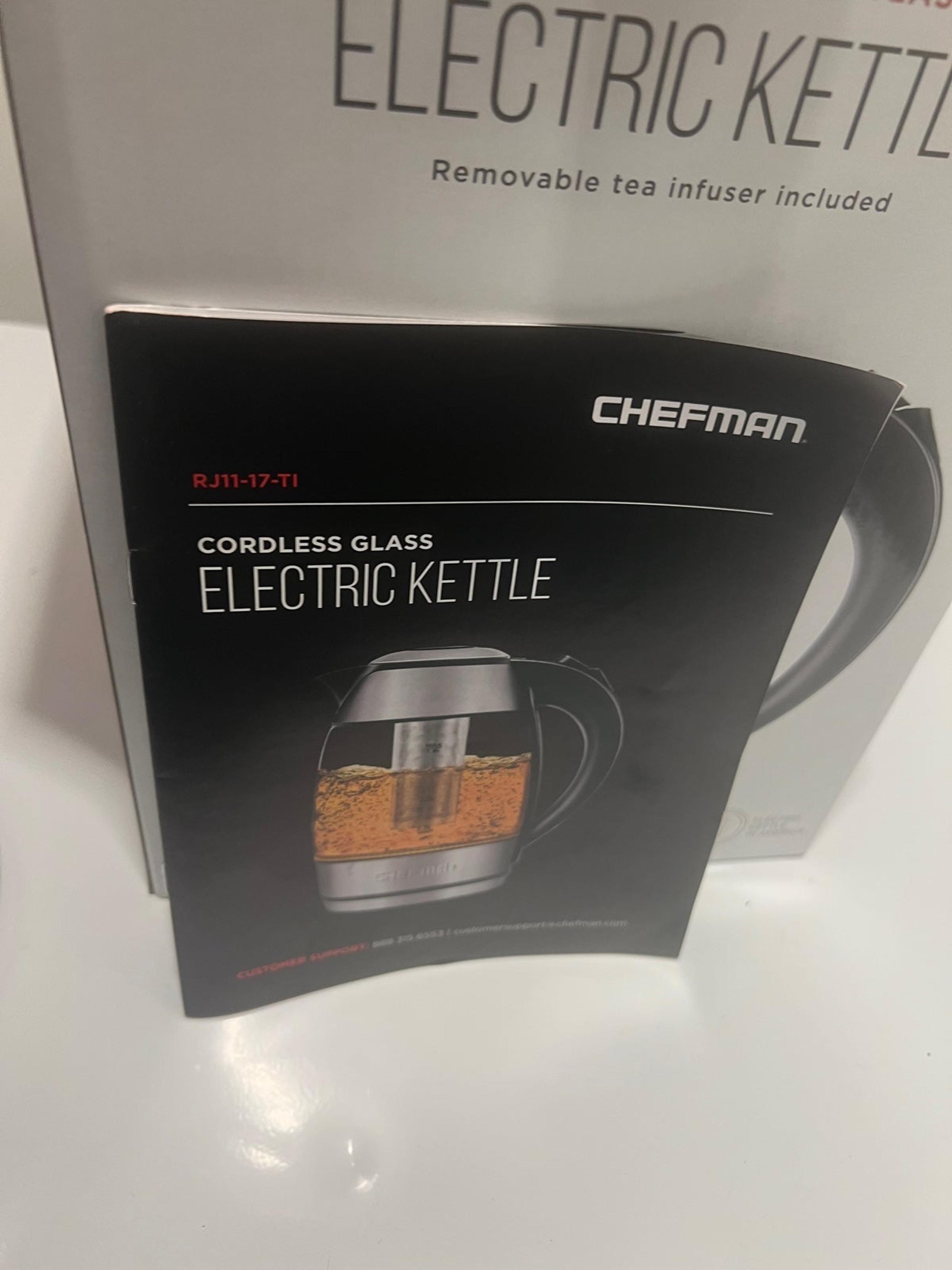 Electric kettle Chefman