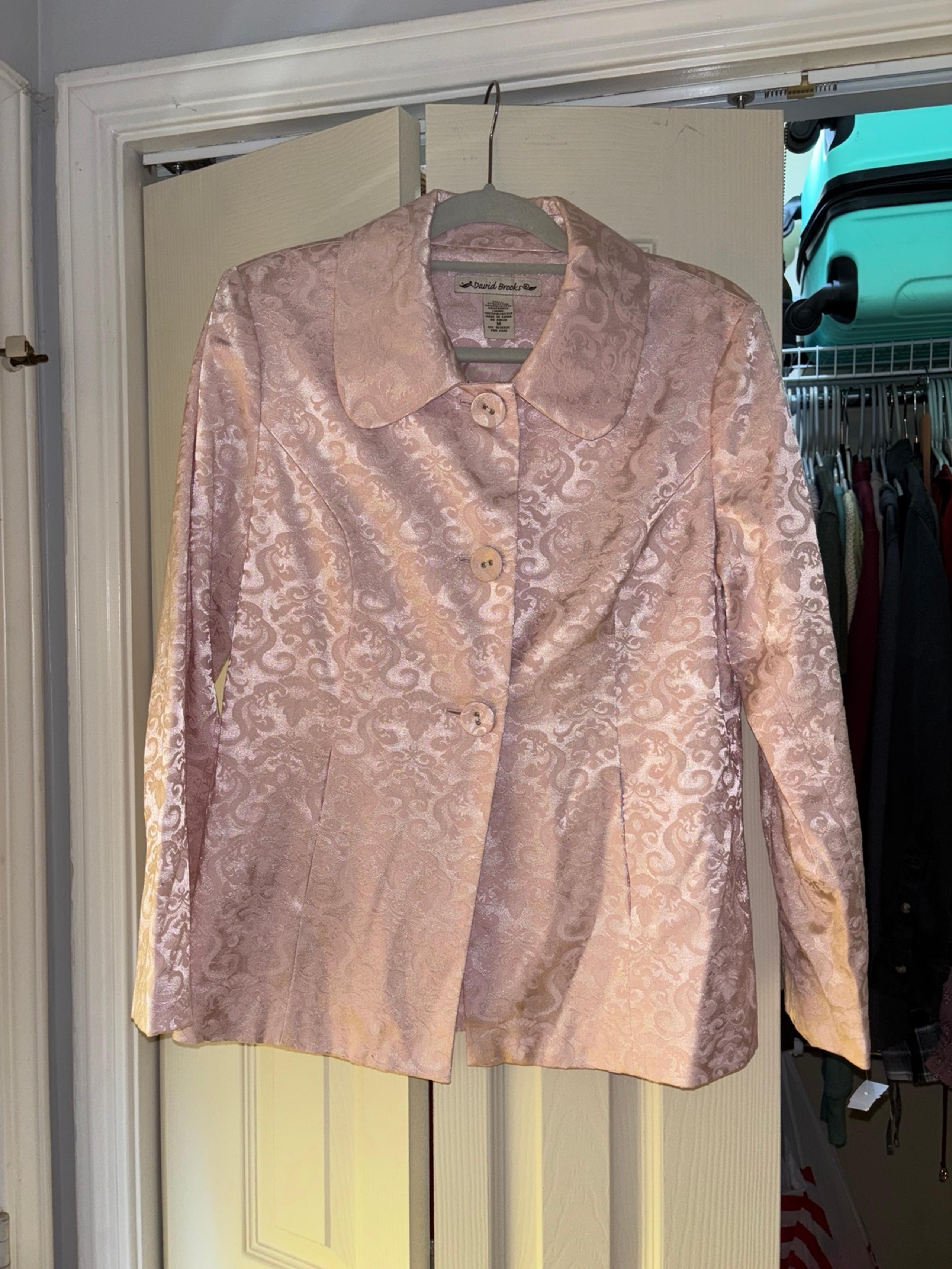 VTG DAVID BROOKS brocade pink Blazer / jacket 3 button closure / pockets