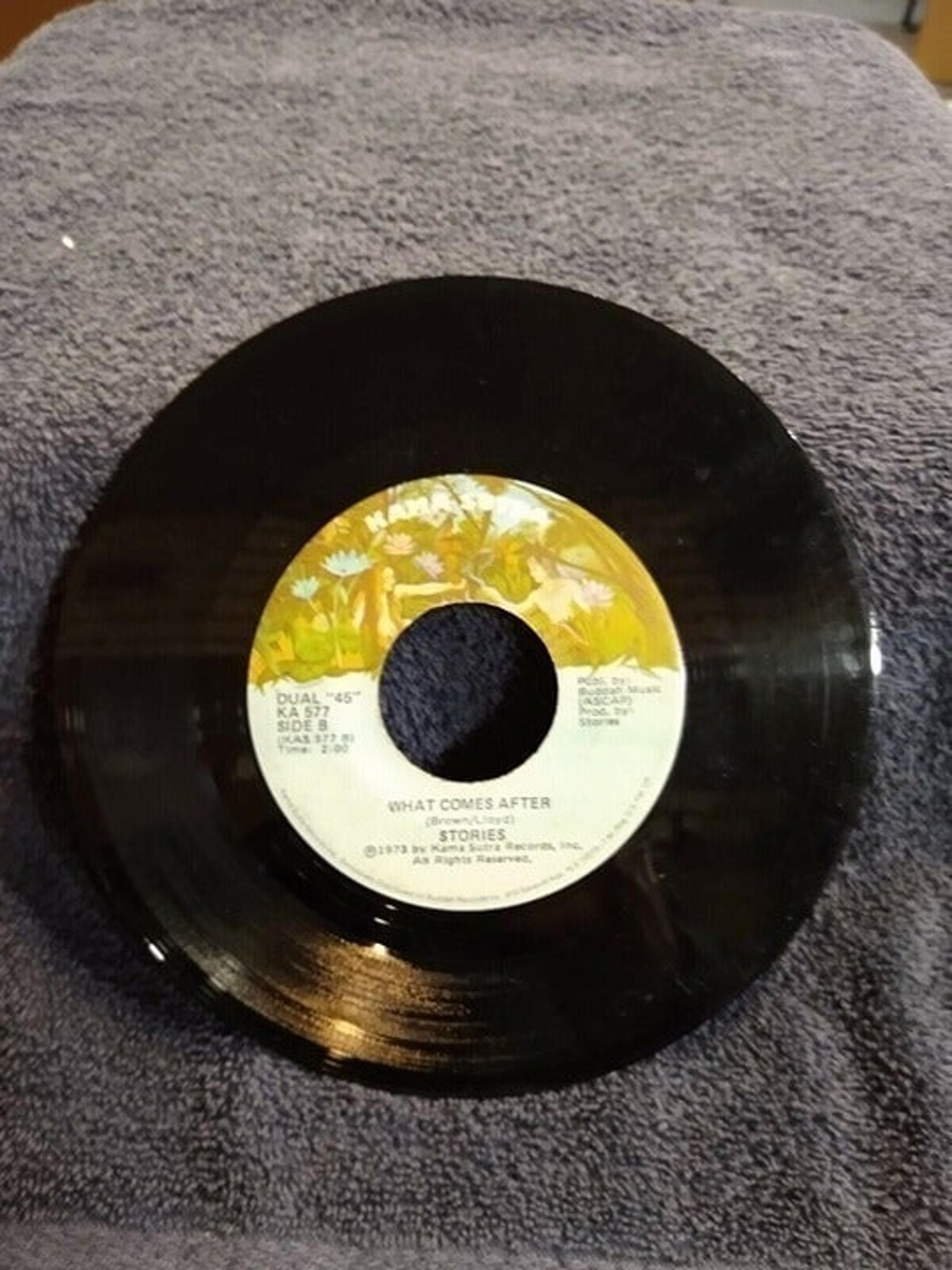 D-2504 Kama Sutra Records - Stories - What Comes After - KA 577