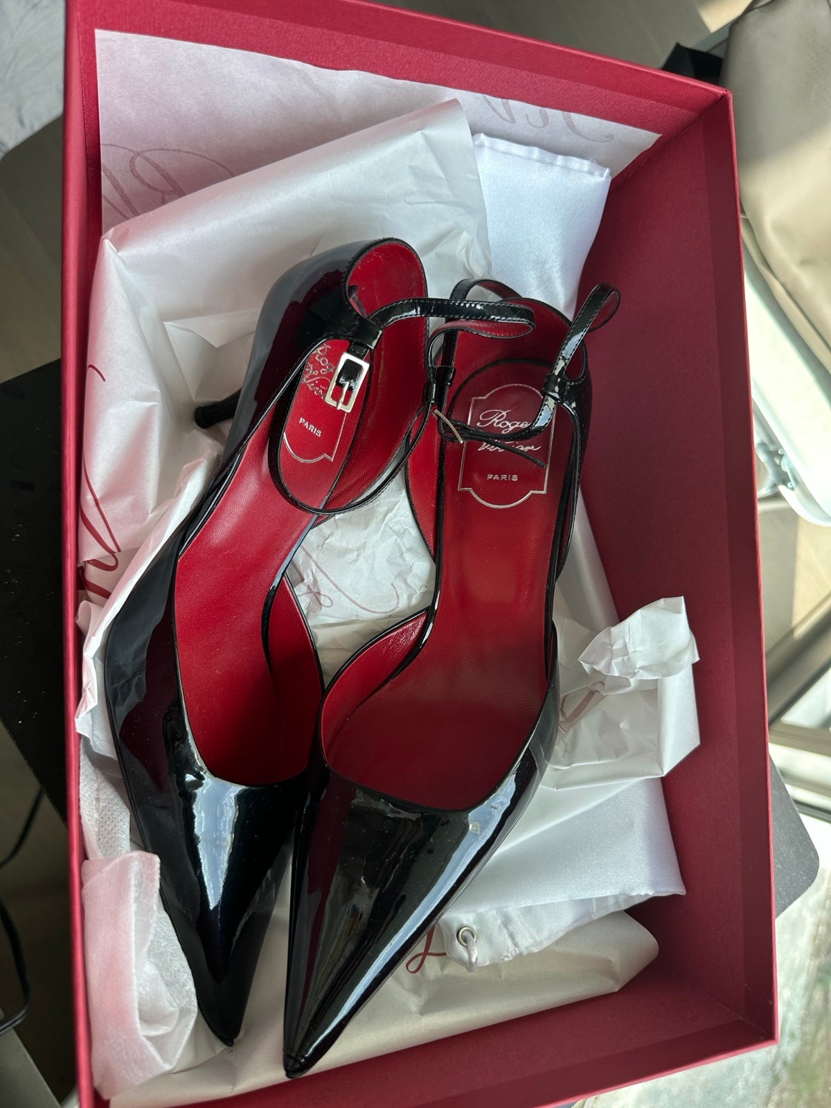 Vintage Roger vivier