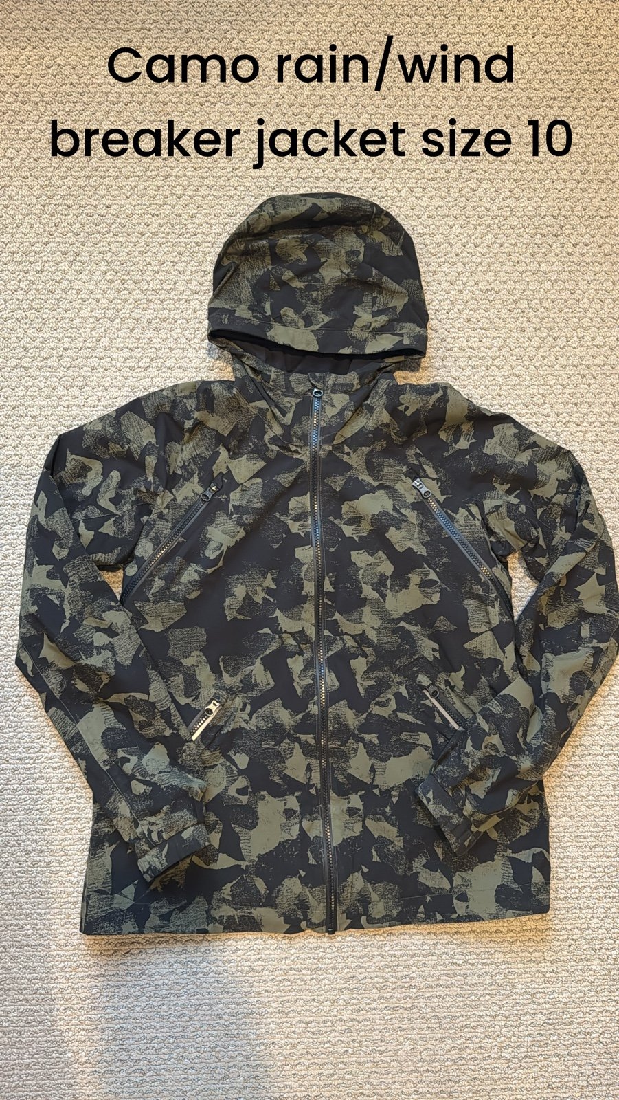 Lululemon RARE raincoat/windbreaker