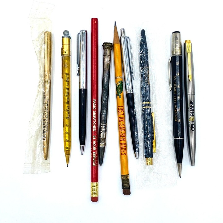 Lot of 10 Vintage Pens & Pencils Collectibles